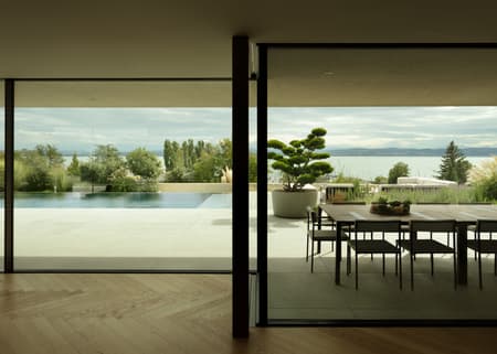 BEC – Villa with patio